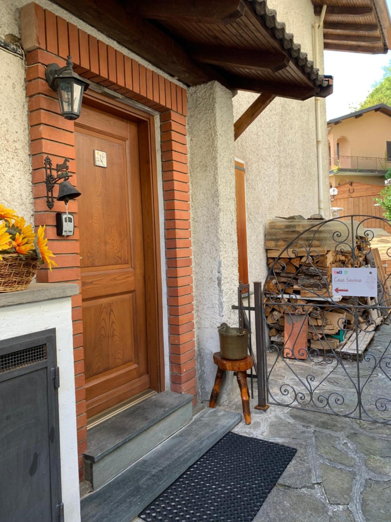 Casa Savina - Stupenda Vista Lago E Monti Plesio Kültér fotó