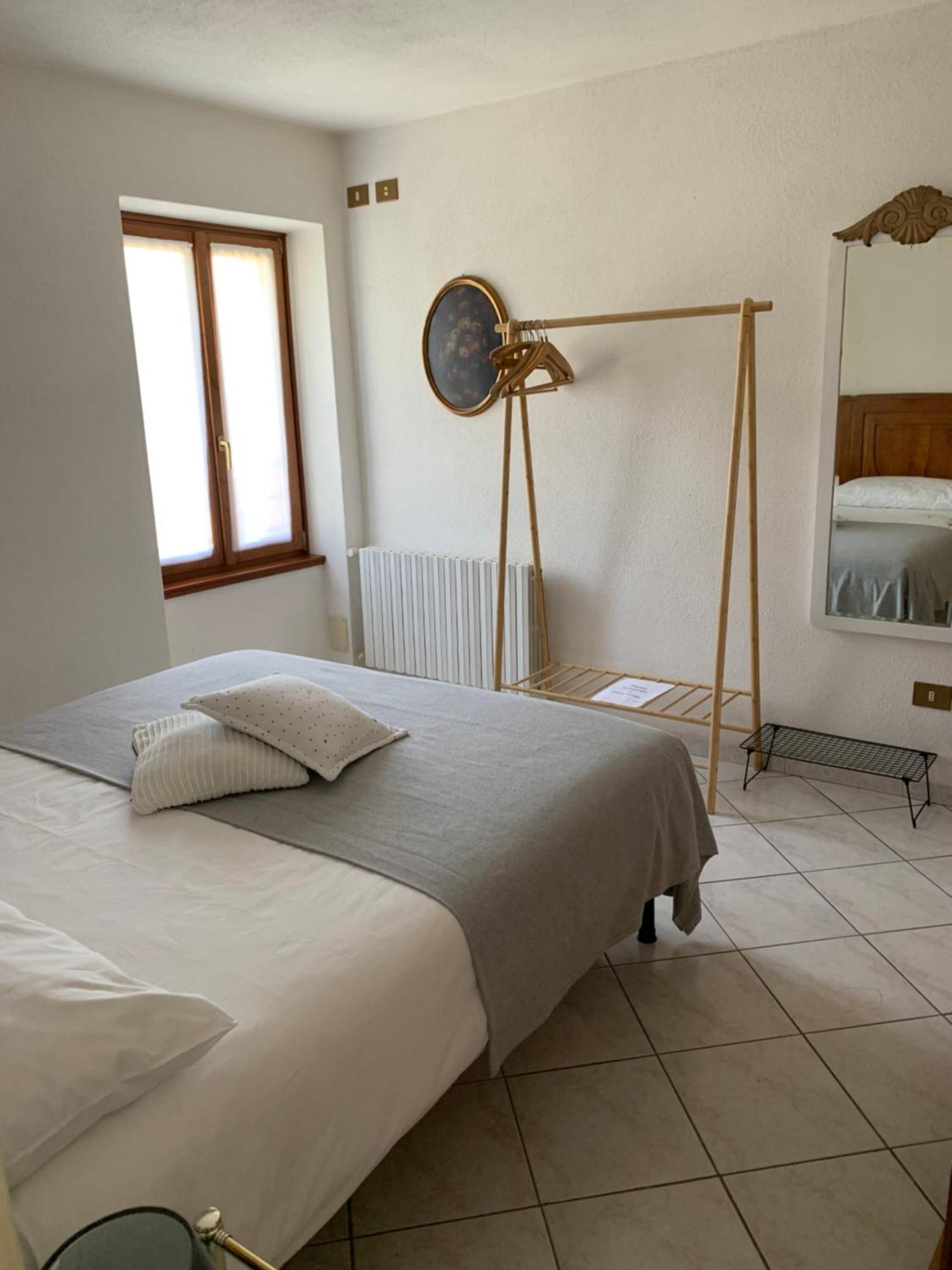 Casa Savina - Stupenda Vista Lago E Monti Plesio Kültér fotó
